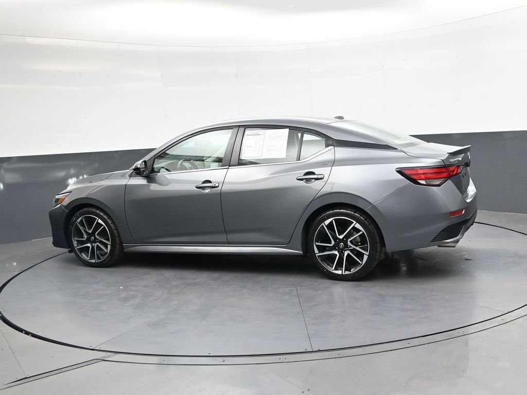 Used 2025 Nissan Sentra SR FWD image 6