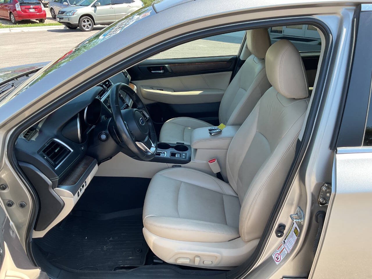 Used 2018 Subaru Outback 2.5i Limited AWD/4WD image 13