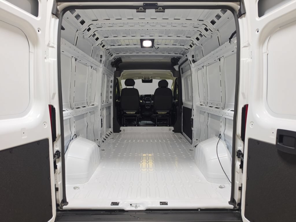 New 2026 RAM ProMaster 2500 w/ Advanced Safety Group FWD image 11