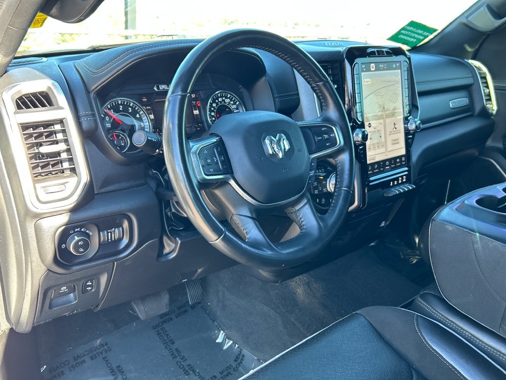 Used 2023 RAM 1500 Laramie AWD/4WD image 7