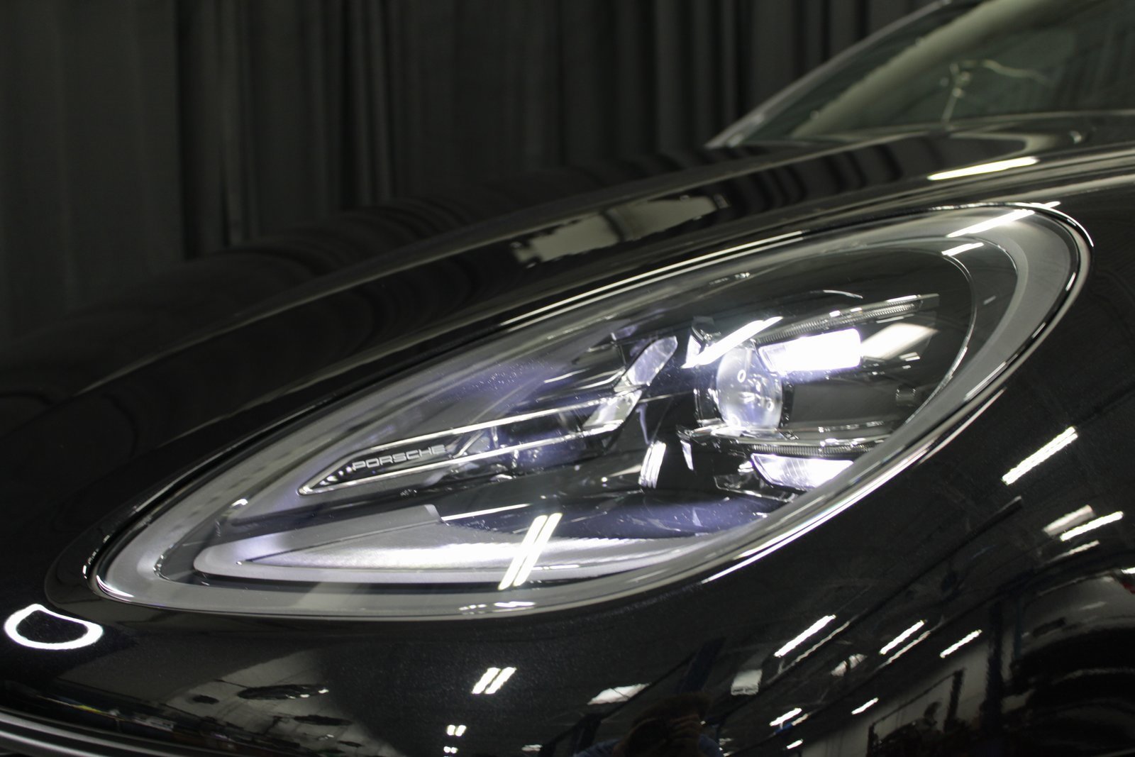 New 2026 Porsche Macan image 15