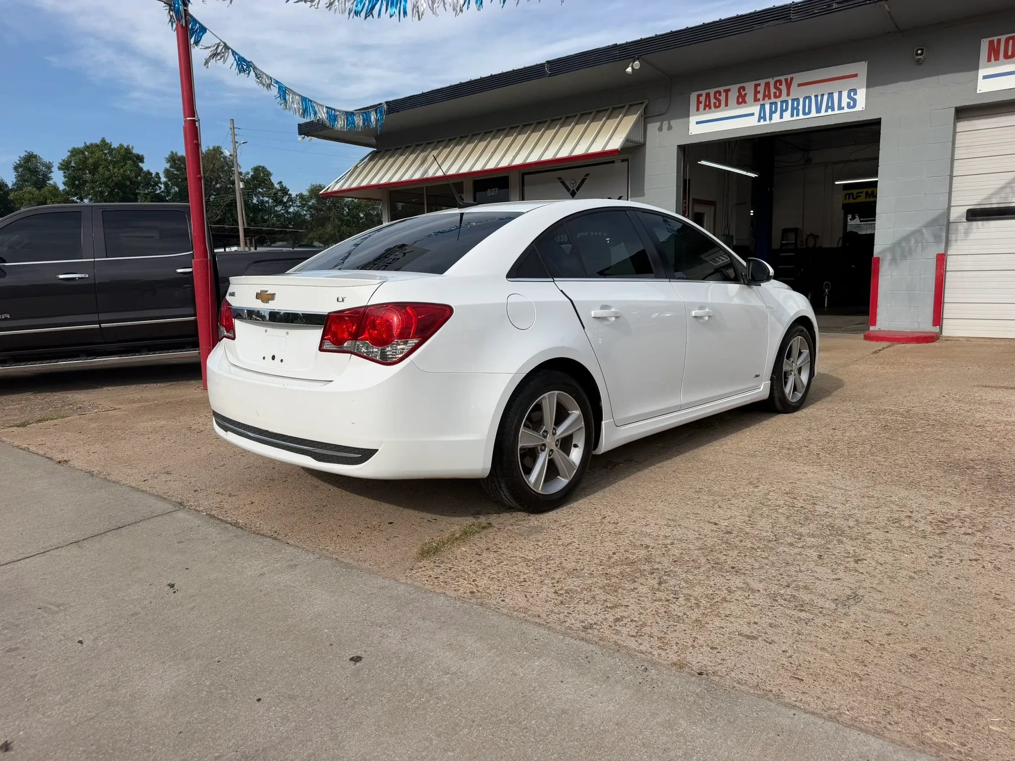 Used 2014 Chevrolet Cruze LT w/ RS Package FWD image 6
