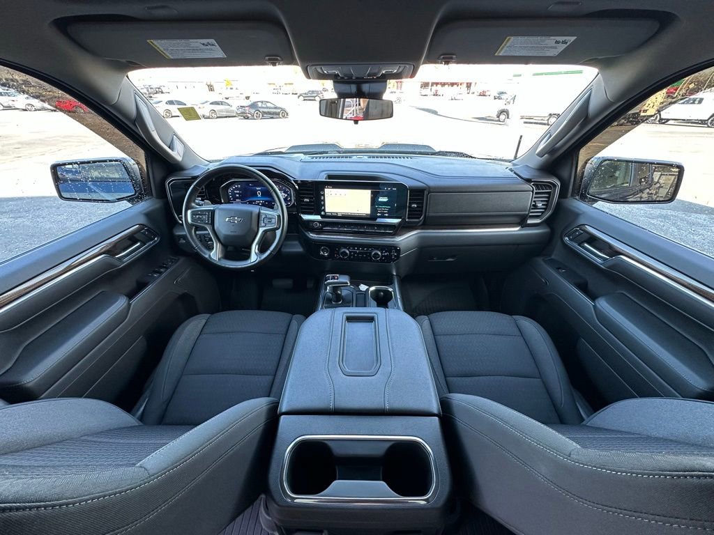 Used 2022 Chevrolet Silverado 1500 LT Trail Boss w/ Protection Package image 11