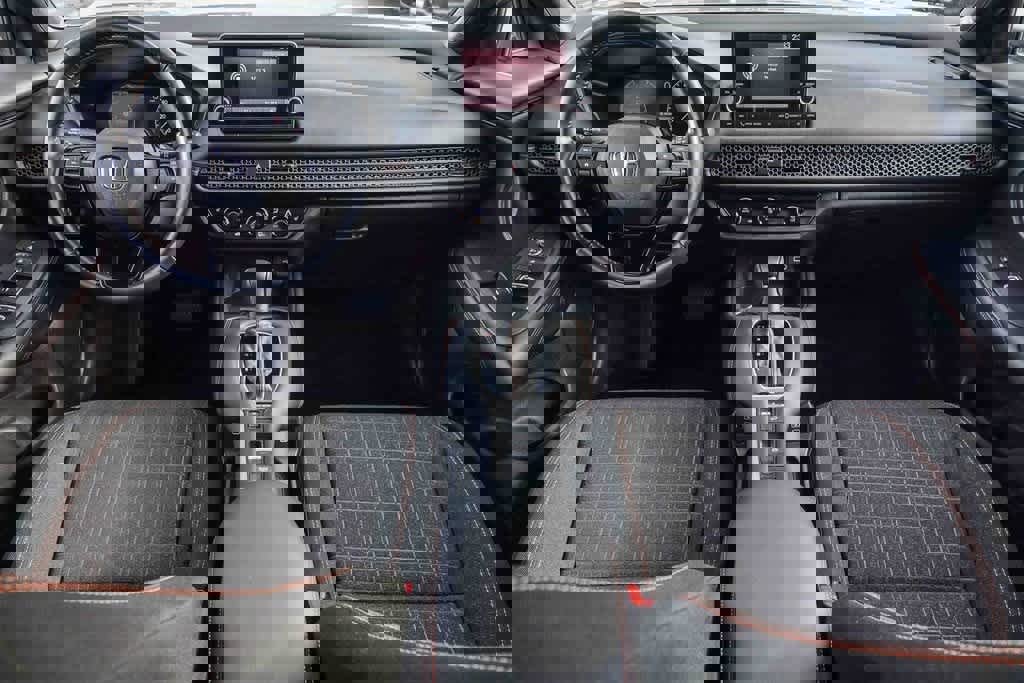 Used 2025 Honda HR-V Sport image 11