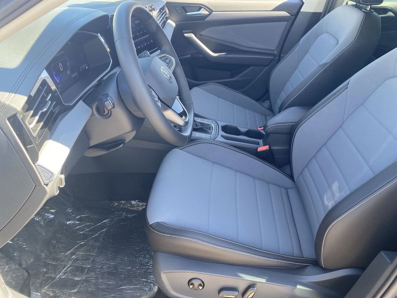 New 2026 Volkswagen Jetta SE image 15