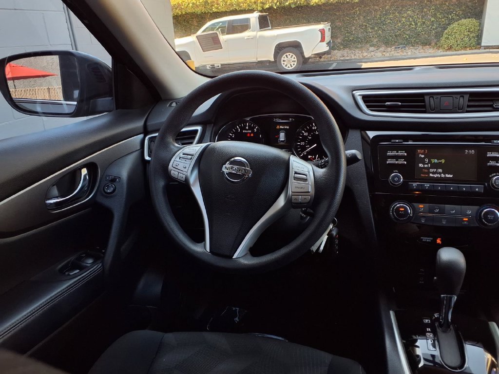 Used 2016 Nissan Rogue S FWD image 21