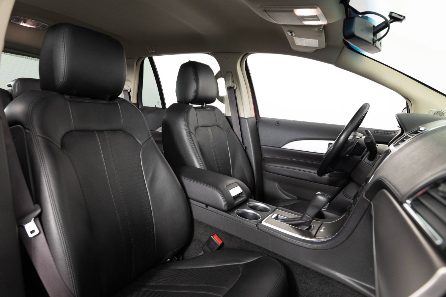 Used 2013 Lincoln MKX AWD image 27