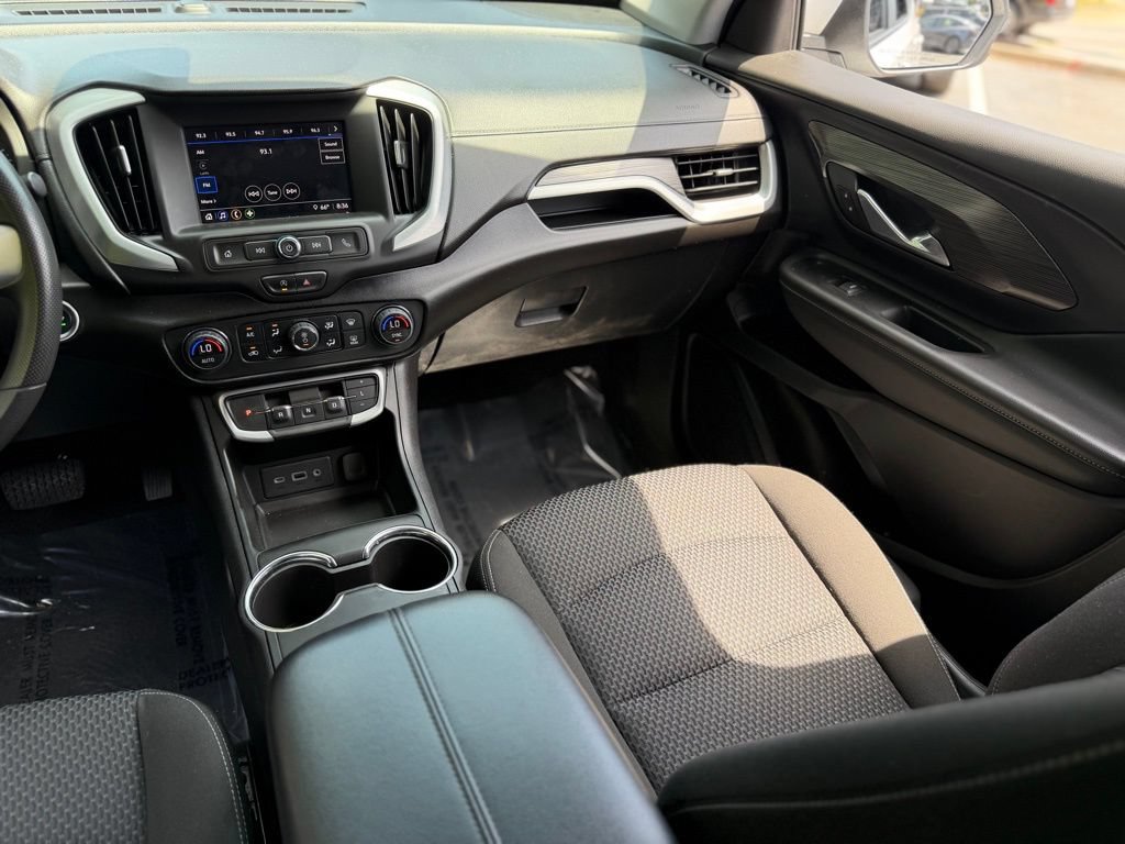 Used 2023 GMC Terrain SLE w/ Driver Convenience Package AWD/4WD image 38