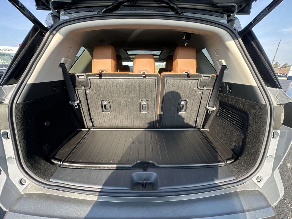 New 2026 Nissan Pathfinder Platinum AWD/4WD image 25