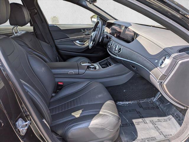 Used 2018 Mercedes-Benz S 560 Sedan image 20