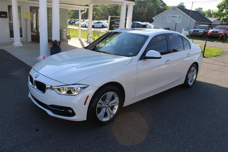 Used 2018 BMW 330i 330I w/ Convenience Package image 4