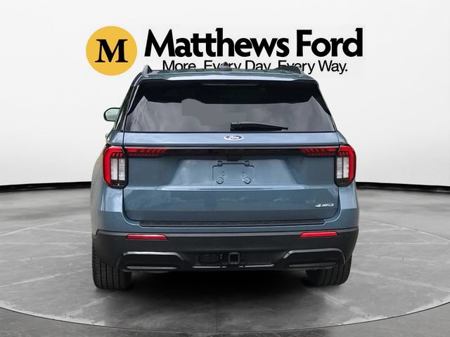 Used 2026 Ford Explorer ST-Line w/ ST-Line Street Pack AWD/4WD image 4