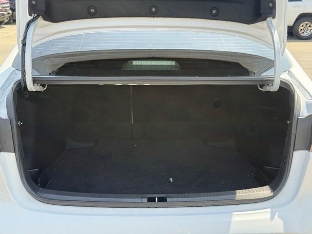 Used 2026 Toyota Corolla LE FWD image 31
