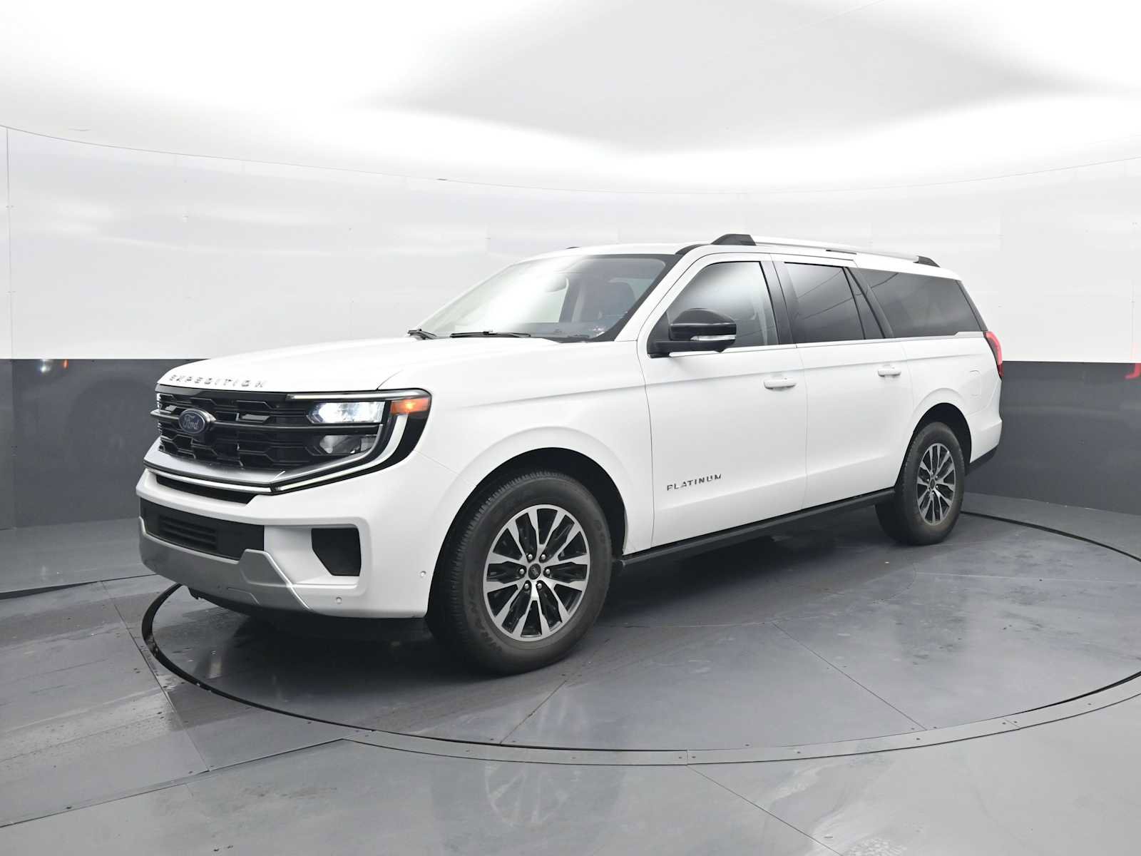 Used 2025 Ford Expedition Max Platinum AWD/4WD image 4