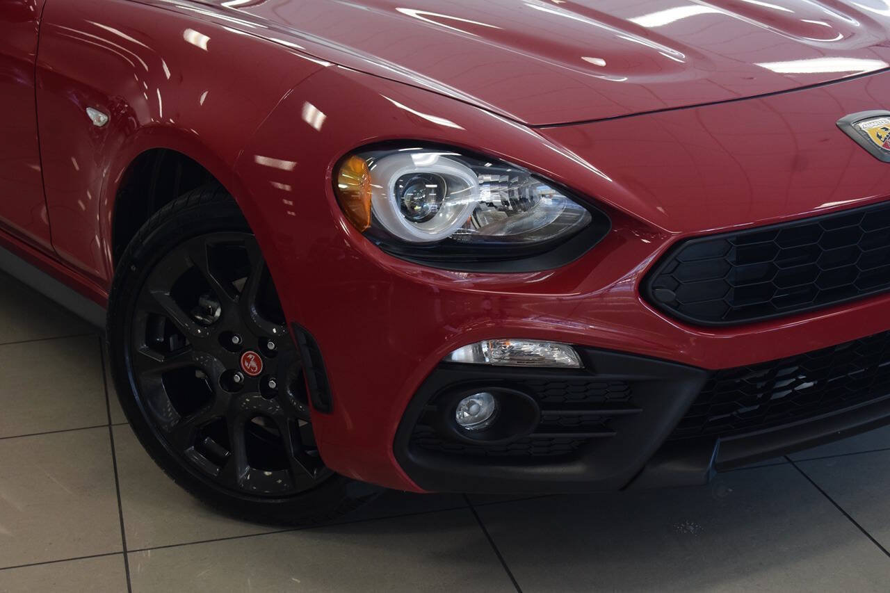 Used 2020 FIAT 124 Spider Abarth w/ Convenience Group RWD image 9