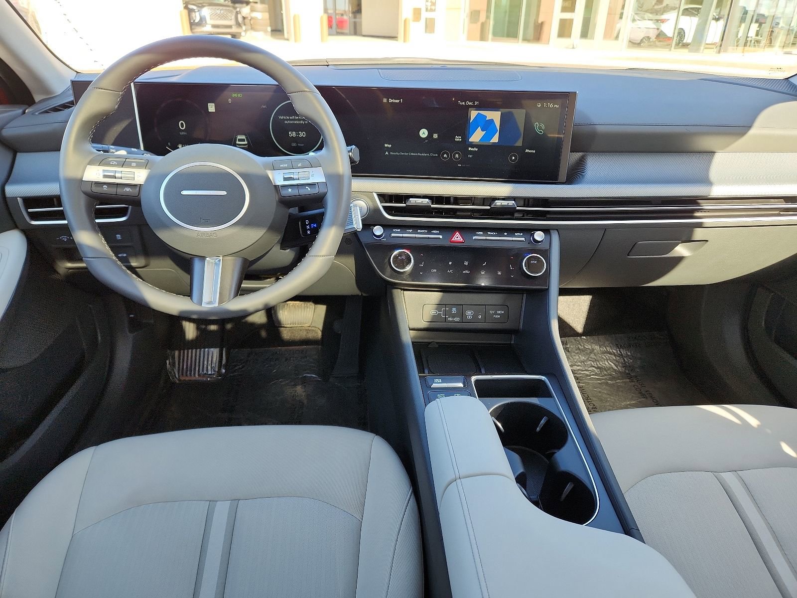 New 2024 Hyundai Sonata SEL w/ Convenience Package FWD image 10