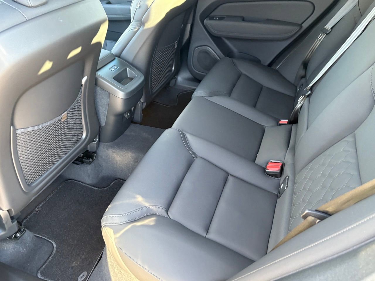 New 2026 Volvo XC60 B5 Plus w/ Protection Package Premier AWD/4WD image 20
