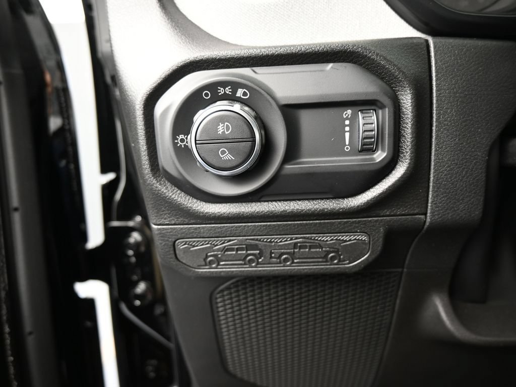 New 2026 Jeep Gladiator Sport AWD/4WD image 24