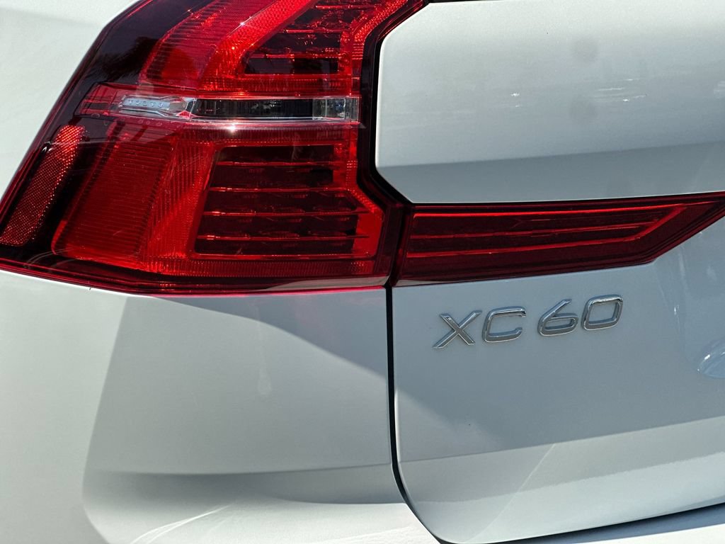 Certified 2023 Volvo XC60 B5 Ultimate AWD/4WD image 26