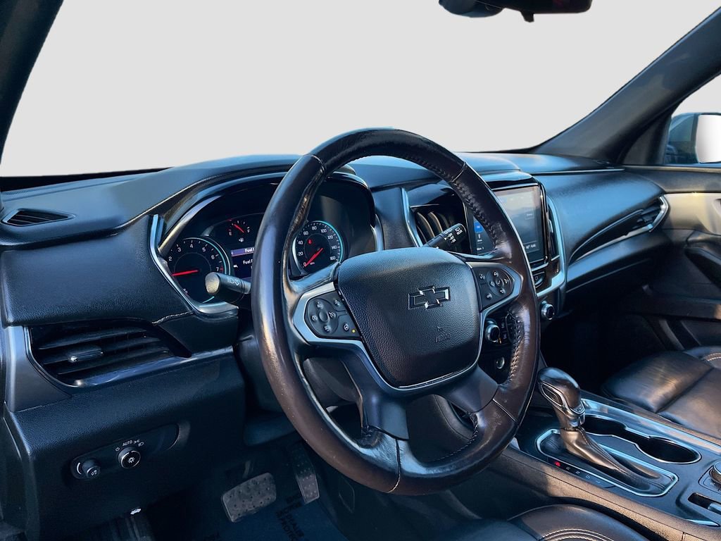 Used 2022 Chevrolet Traverse LT w/ LPO, Floor Liner Package image 9