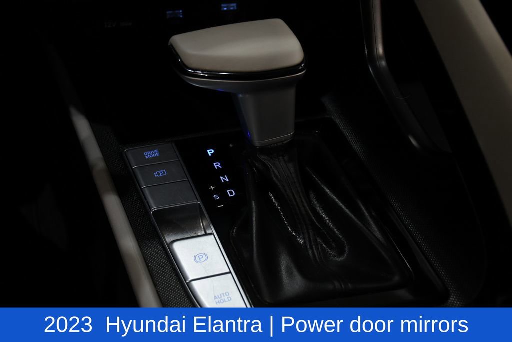 Used 2023 Hyundai Elantra Limited FWD image 22