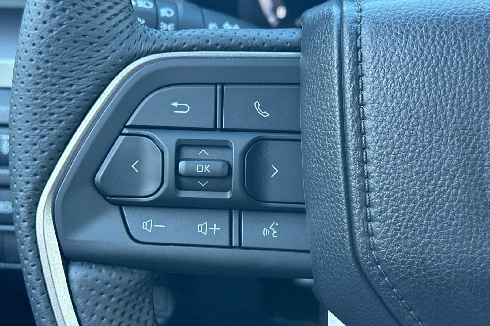 New 2026 Toyota Tacoma TRD Sport image 25