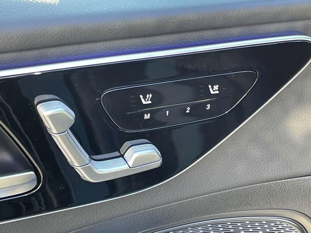 Certified 2025 Mercedes-Benz C 300 Sedan image 17