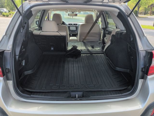 Used 2019 Subaru Outback 2.5i Limited image 32