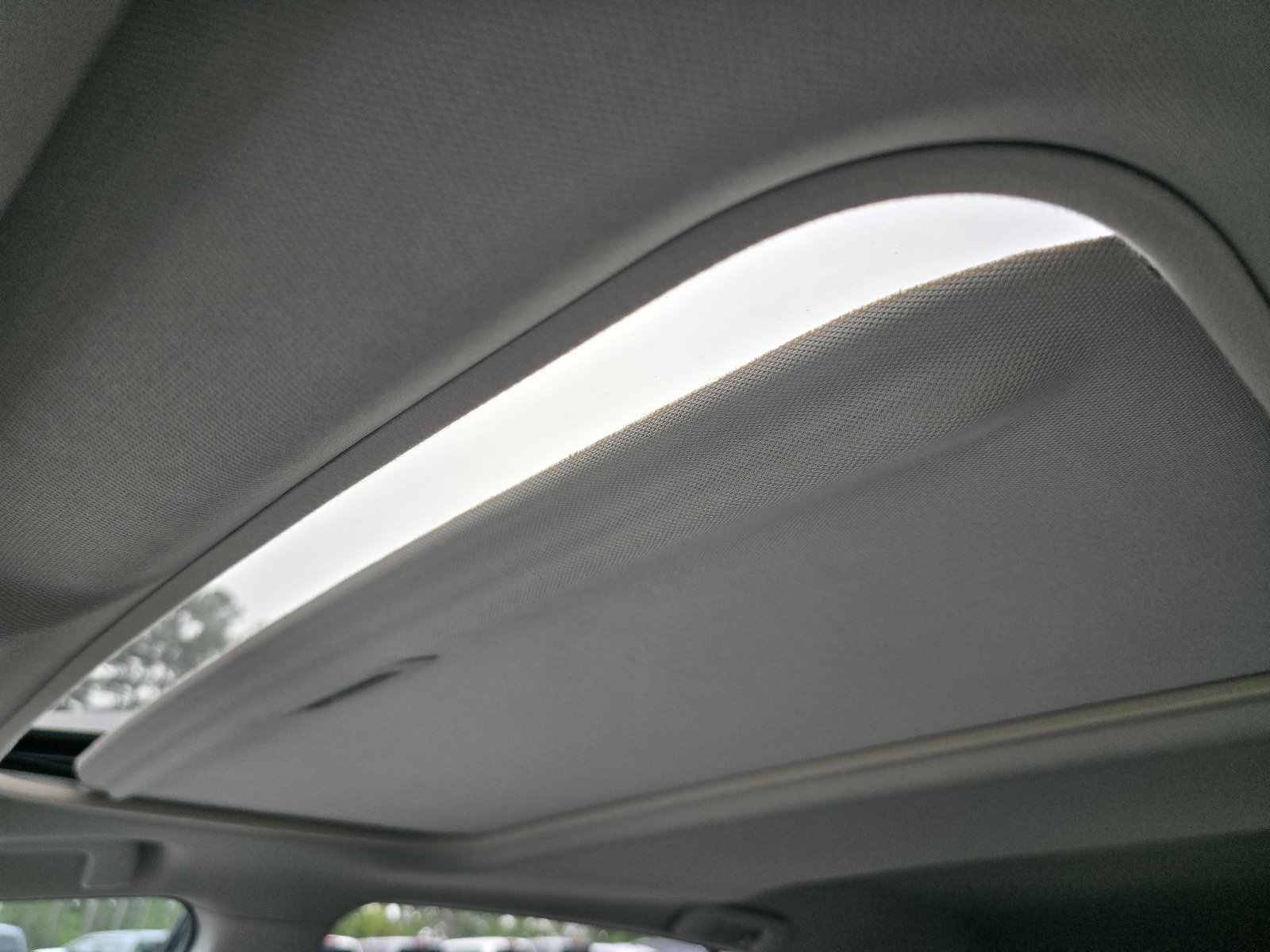 Used 2017 Toyota RAV4 Platinum FWD image 24
