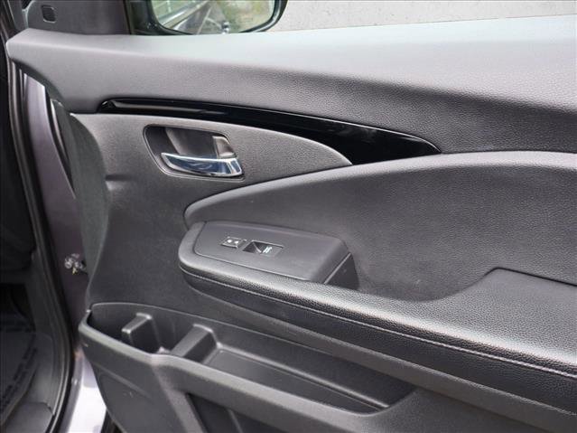 Used 2019 Honda Pilot Touring image 27