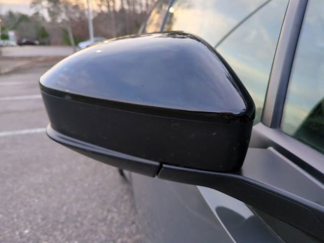 Used 2023 Toyota Prius XLE image 12