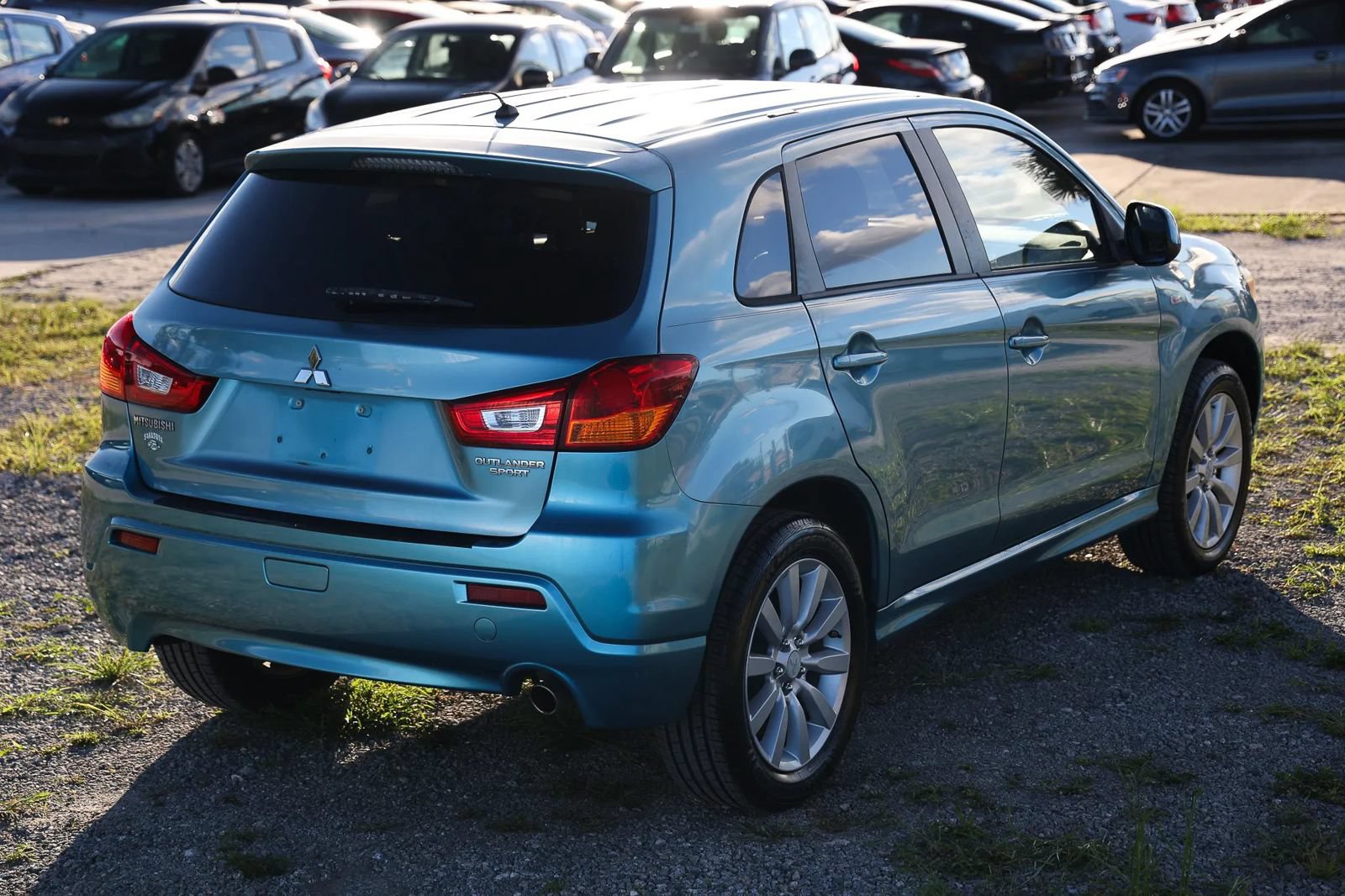 Used 2011 Mitsubishi Outlander Sport SE FWD image 7