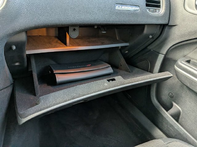 Used 2018 Dodge Charger SXT Plus w/ Navigation & Travel Group RWD image 20