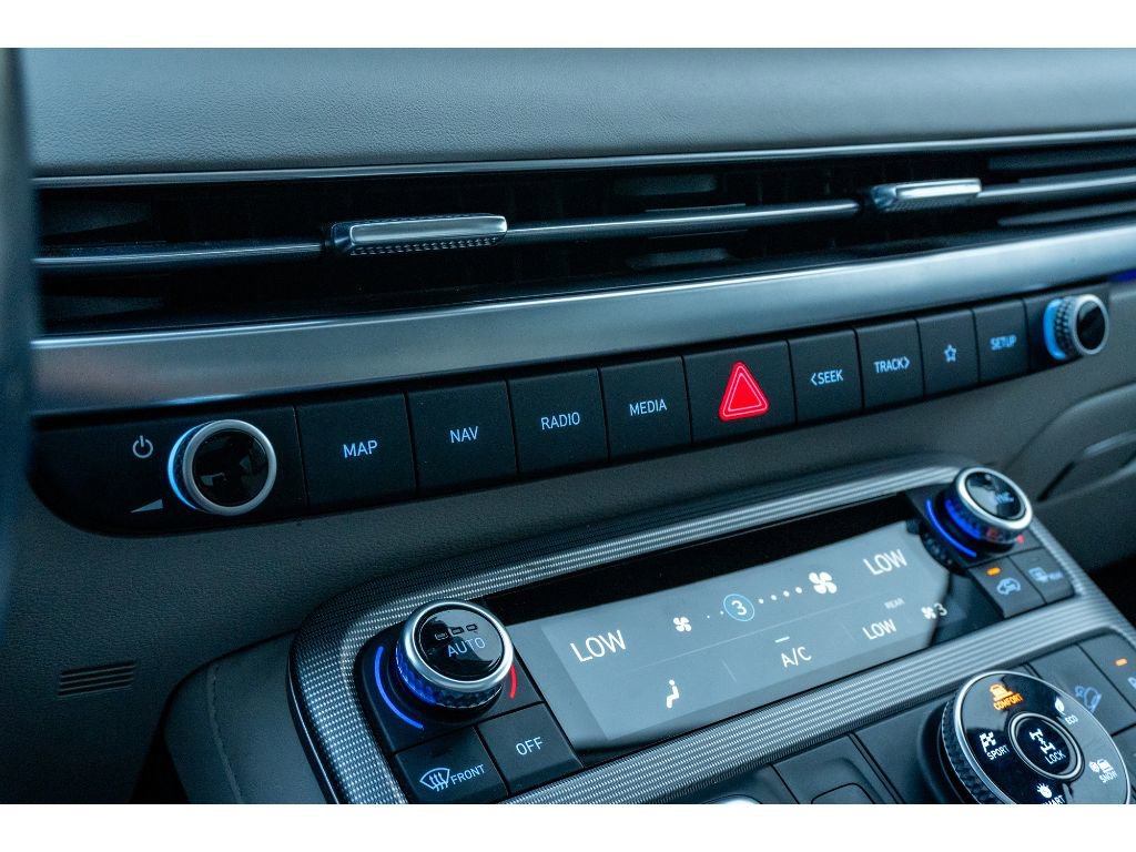 Used 2024 Hyundai Palisade Calligraphy image 33