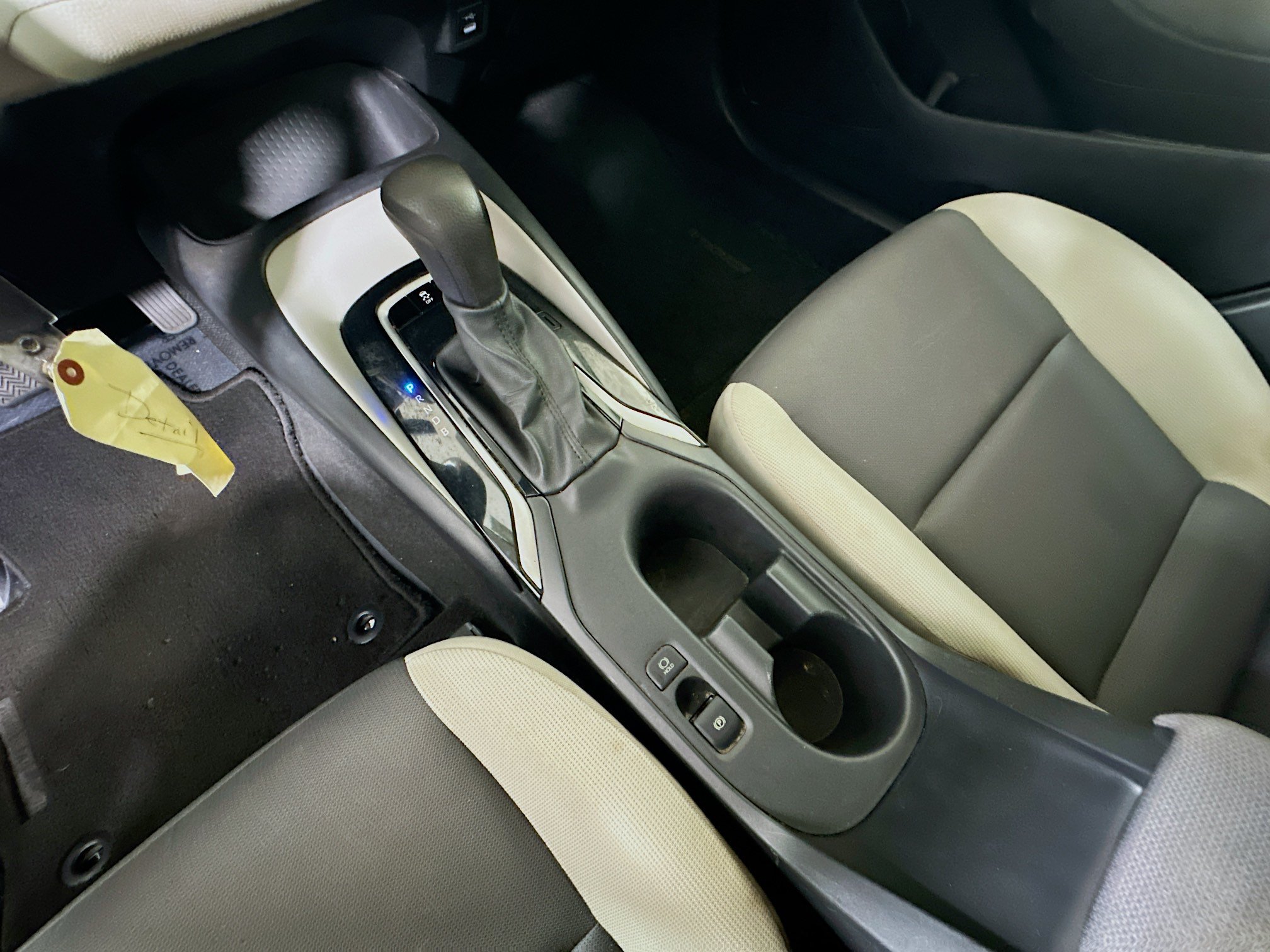 Used 2024 Toyota Corolla LE FWD image 21