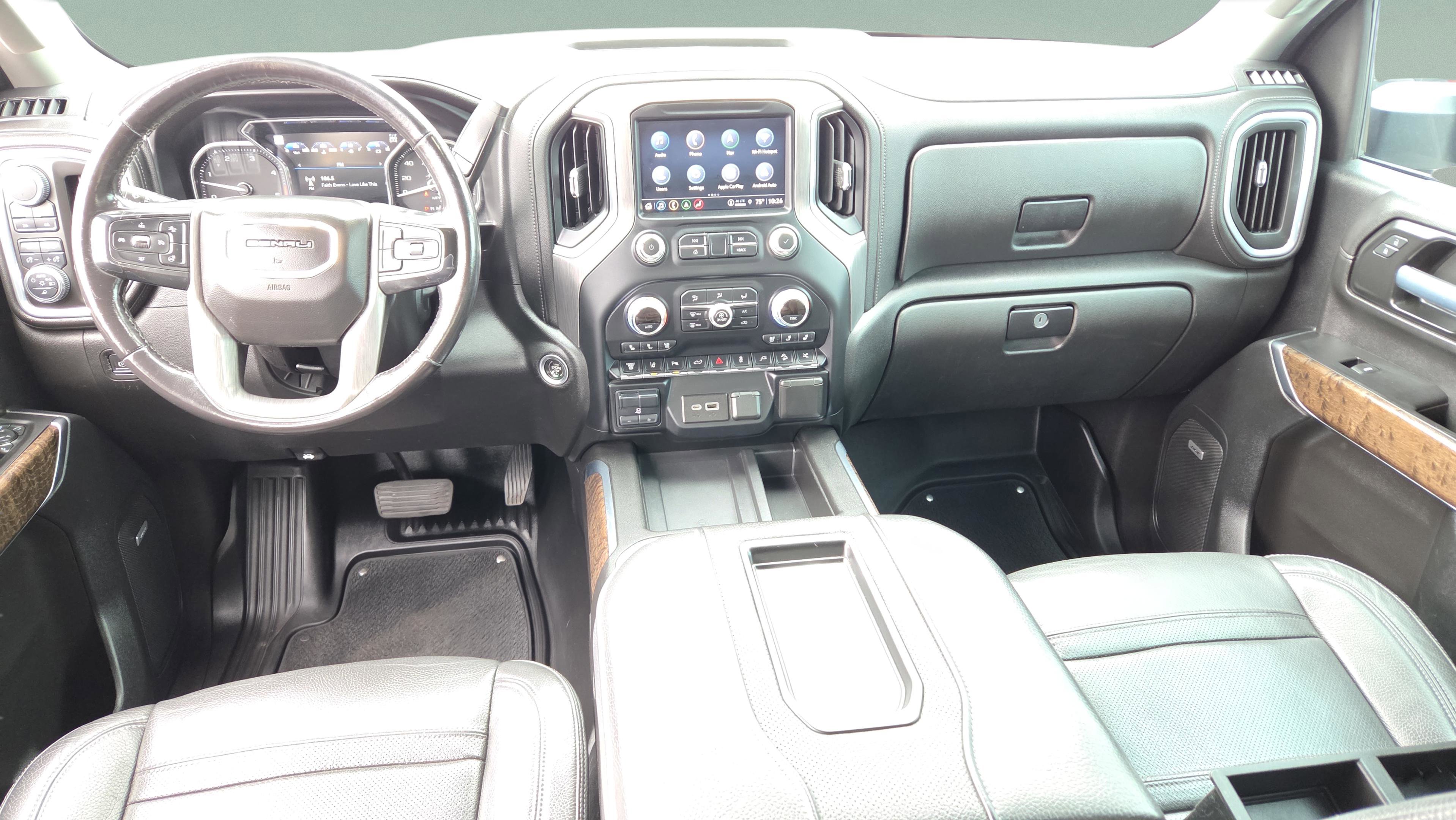 Used 2021 GMC Sierra 3500 Denali w/ Denali Black Diamond Edition AWD/4WD image 12