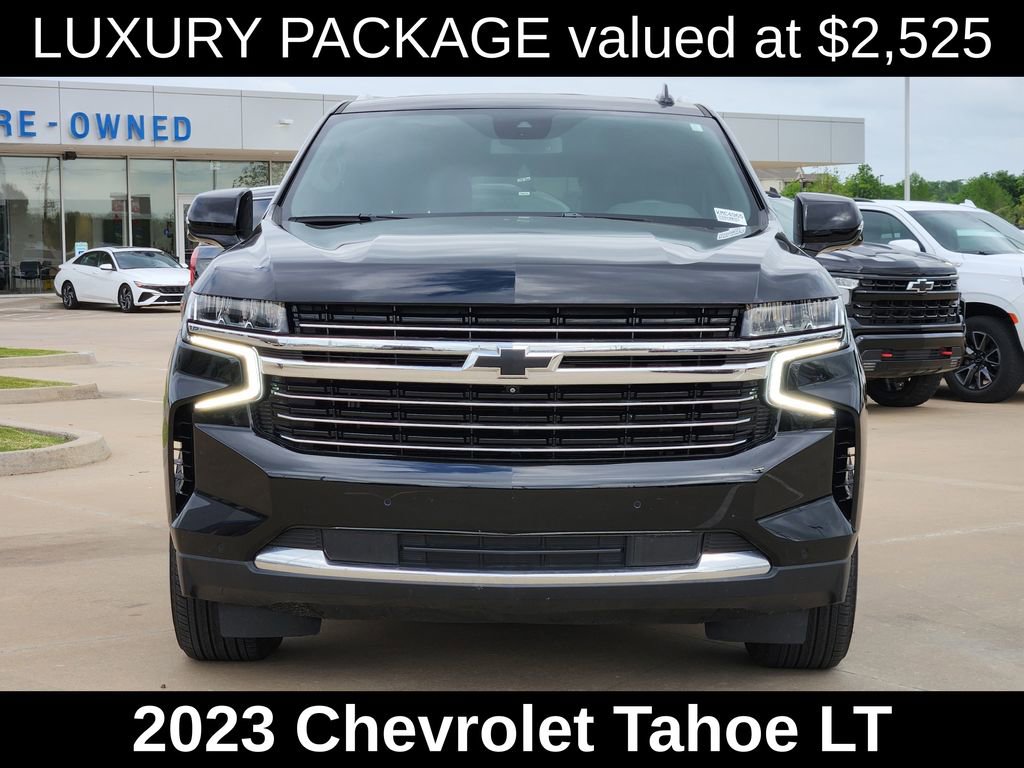 Used 2023 Chevrolet Tahoe LT w/ Luxury Package AWD/4WD image 2