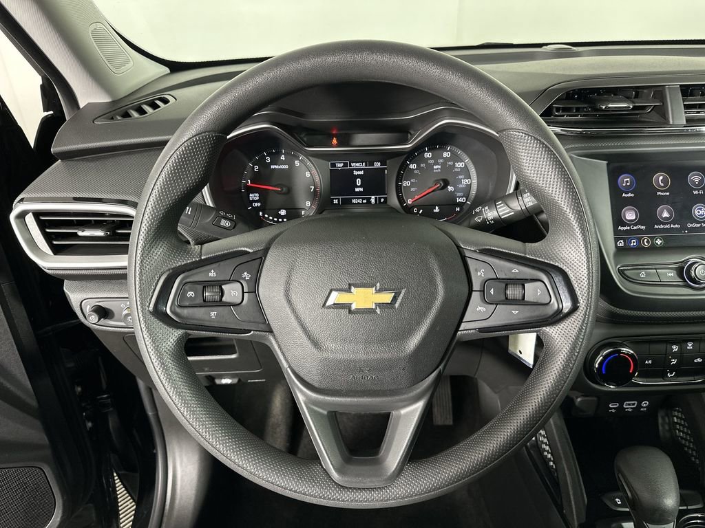 Used 2023 Chevrolet TrailBlazer LS FWD image 13