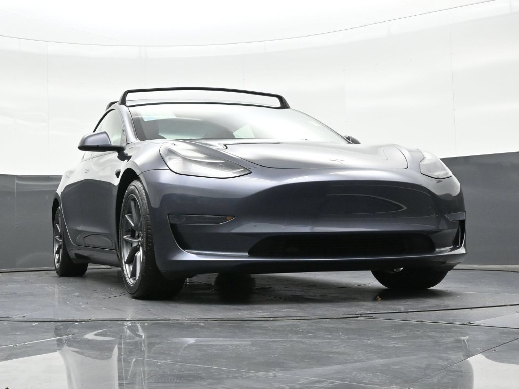 Used 2023 Tesla Model 3 Standard Range RWD image 29