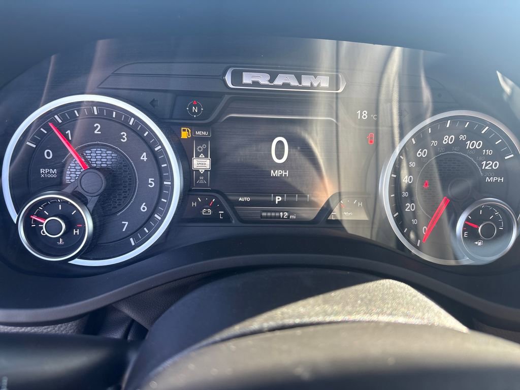 New 2026 RAM 1500 Laramie AWD/4WD image 16