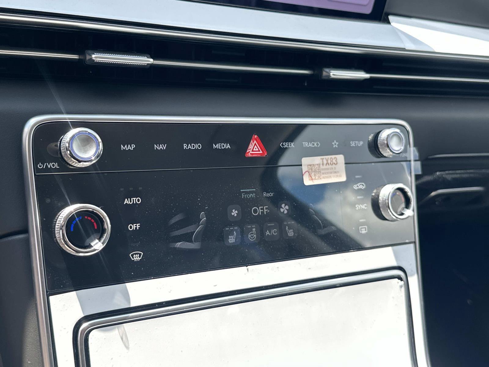 New 2027 Genesis GV80 2.5T AWD/4WD image 14