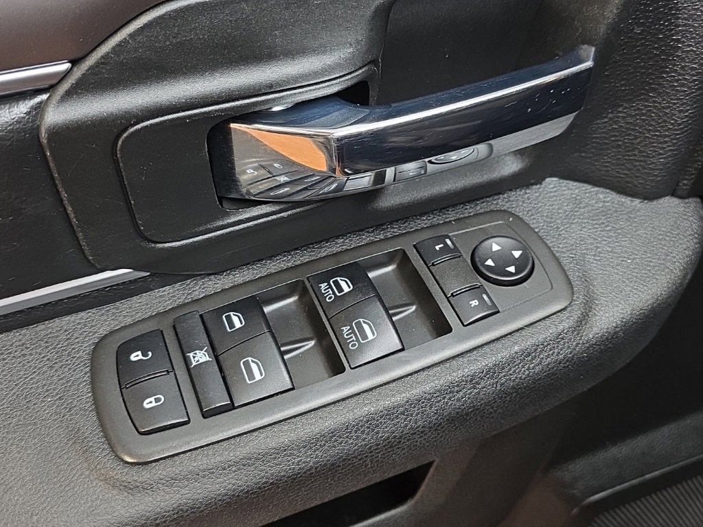 Used 2021 RAM 1500 Classic Warlock image 22