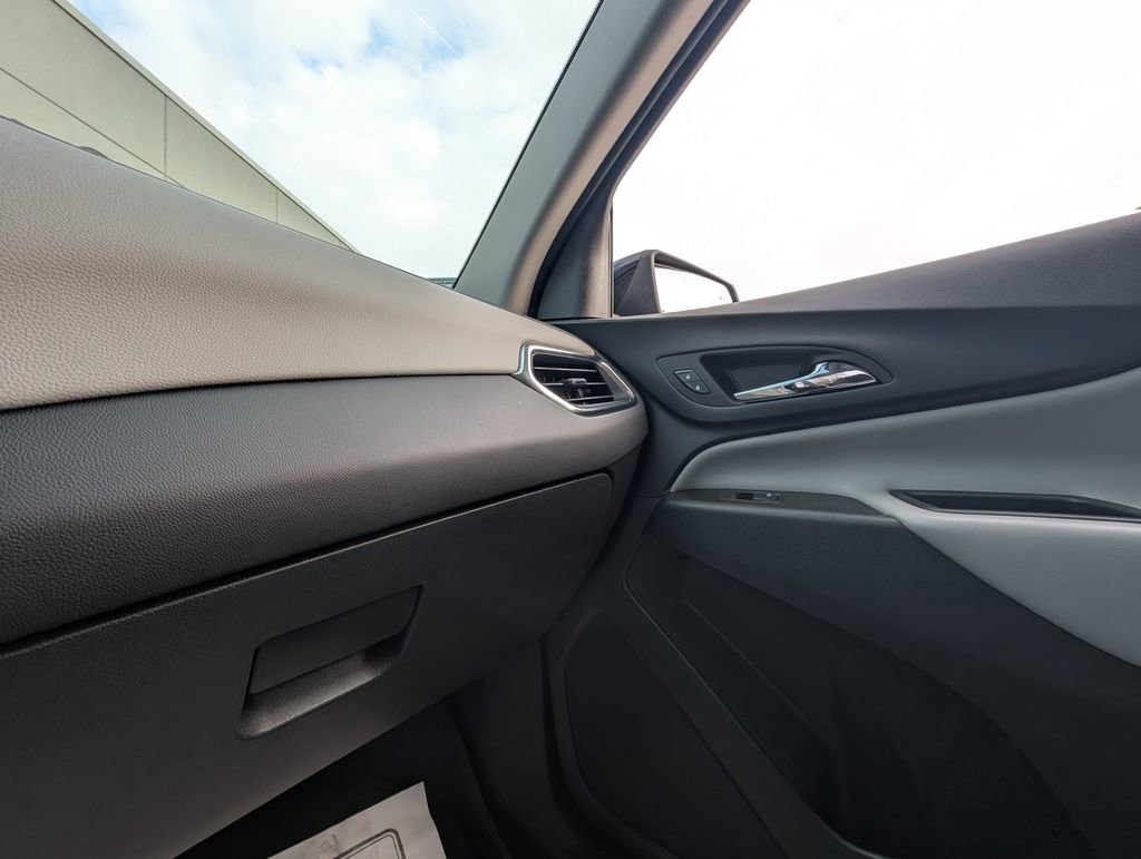 Used 2024 Chevrolet Equinox LS w/ LS Convenience Package image 30