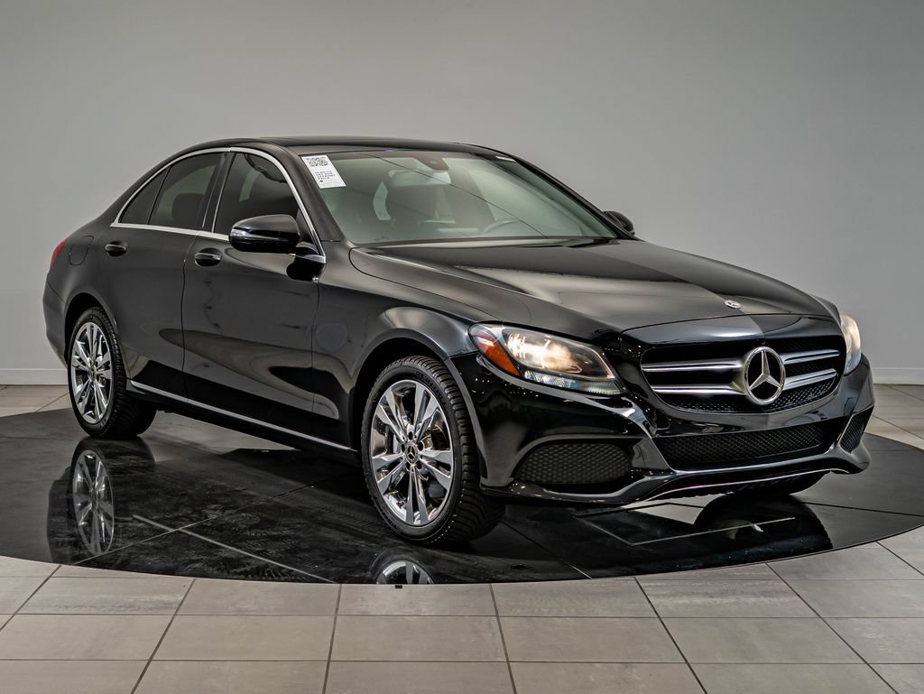 Used 2018 Mercedes-Benz C 300 4MATIC Sedan image 3