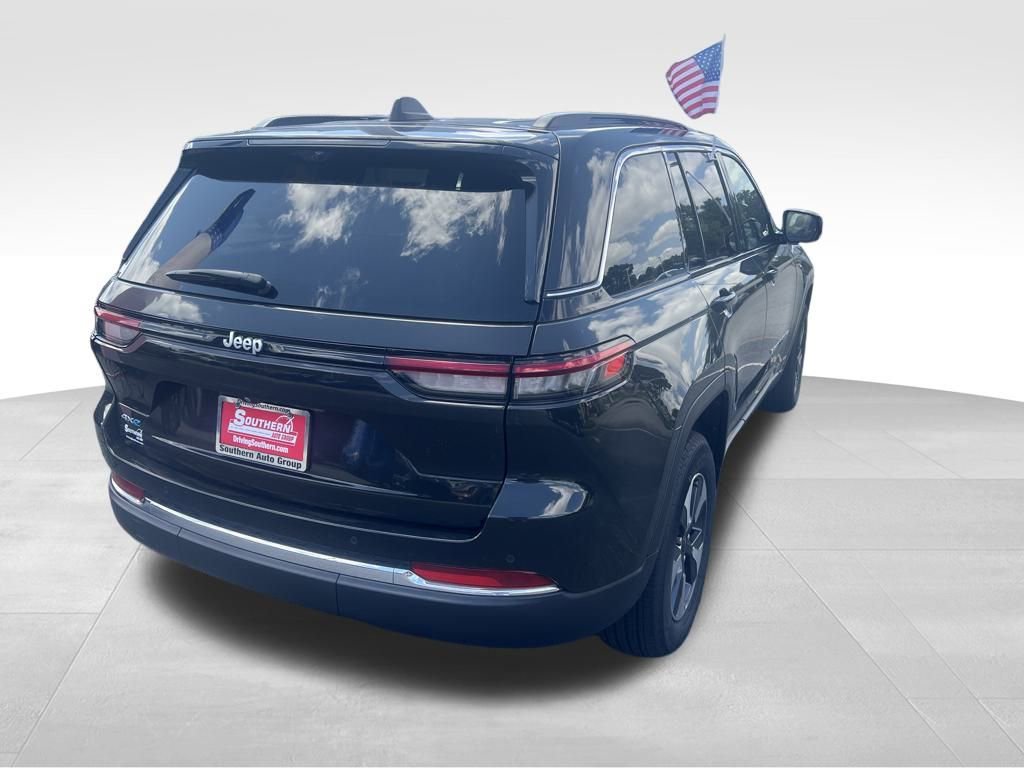 New 2024 Jeep Grand Cherokee Limited 4xe w/ Luxury Tech Group II image 14