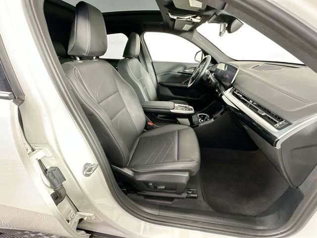 Used 2025 BMW X2 xDrive28i image 28