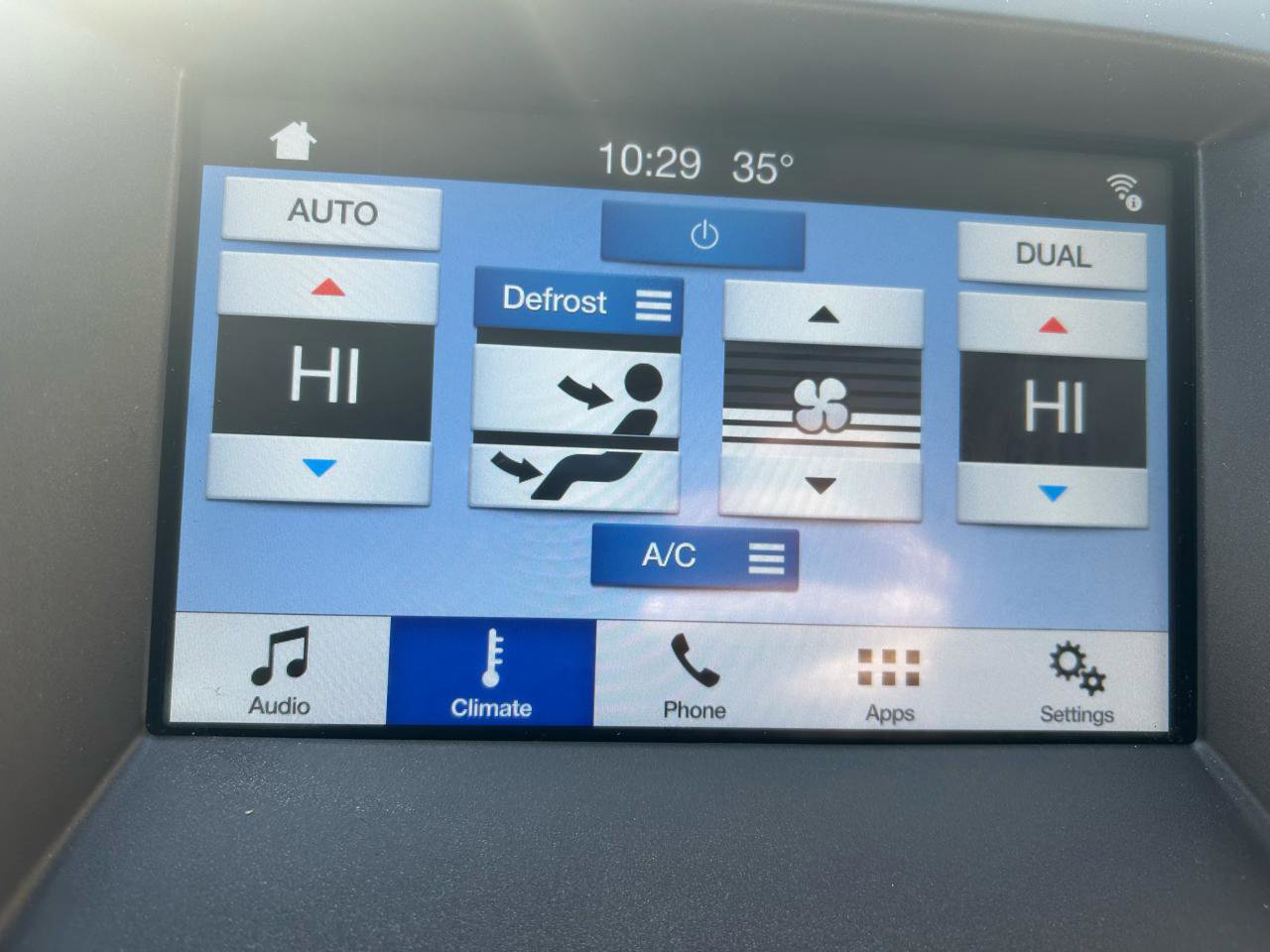 Used 2017 Ford Edge Titanium image 23