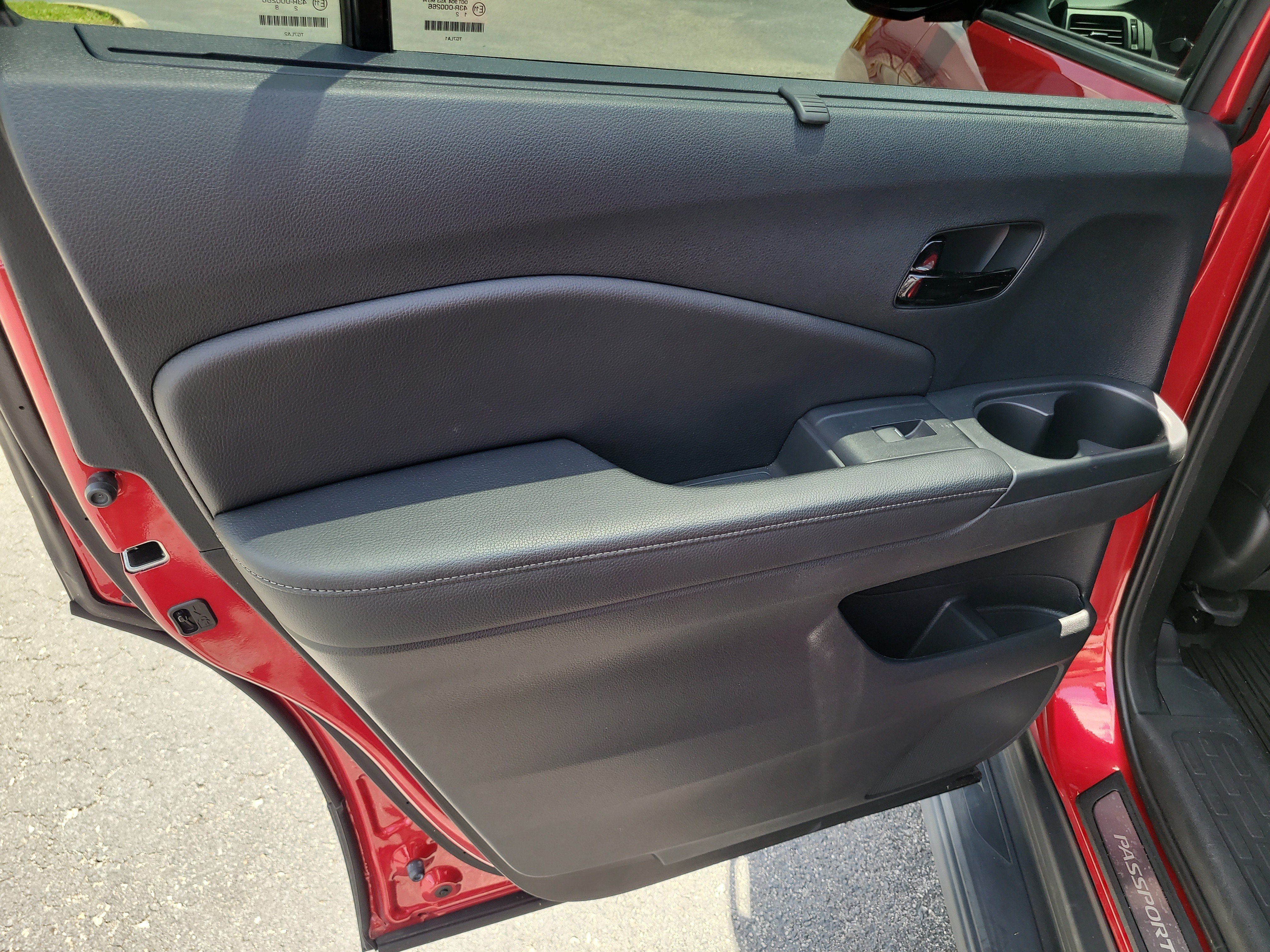 Used 2023 Honda Passport Elite image 13
