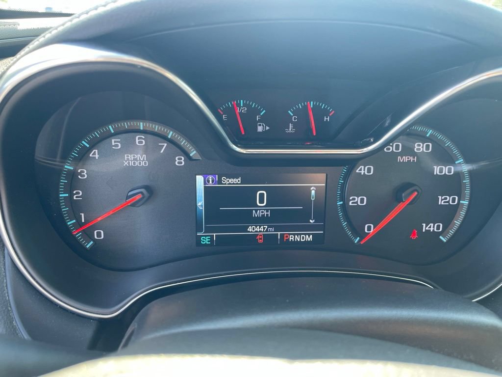 Used 2017 Chevrolet Impala LT w/ Leather Package FWD image 10