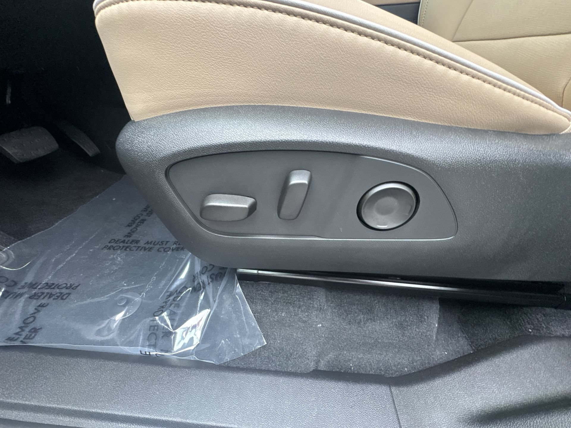 New 2026 Buick Enclave Preferred w/ Power Package AWD/4WD image 14